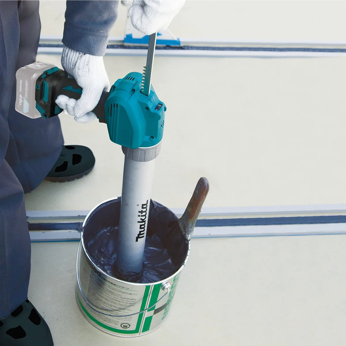 Pistola de Calafetagem a bateria 12V CXT Makita CG100DZB - Imagem 4