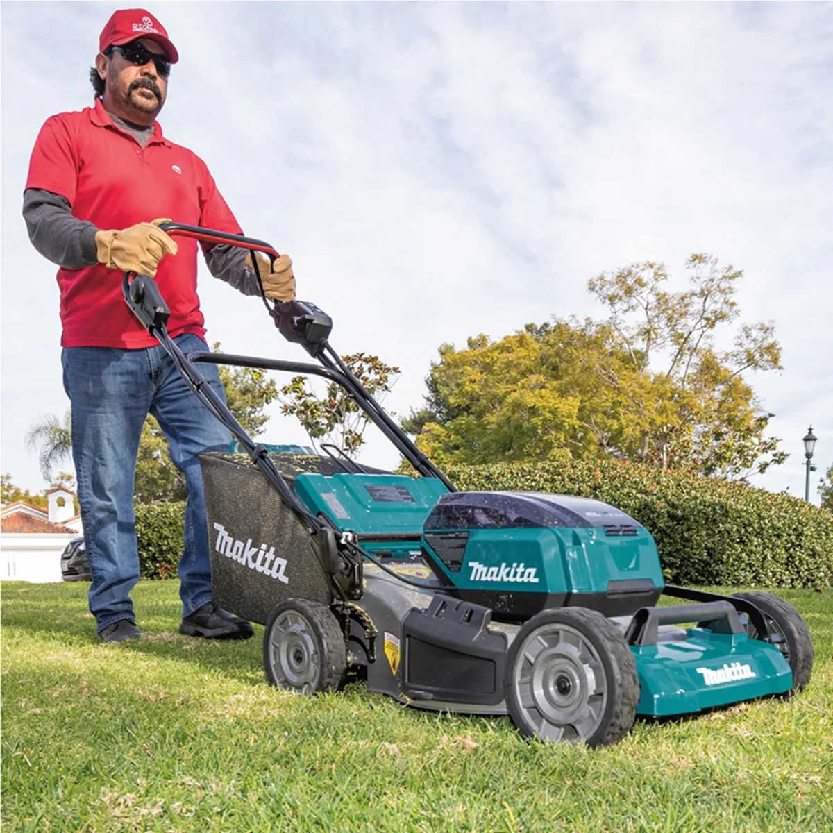 Cortador de grama a bateria Makita DLM532PT4 - Imagem 4