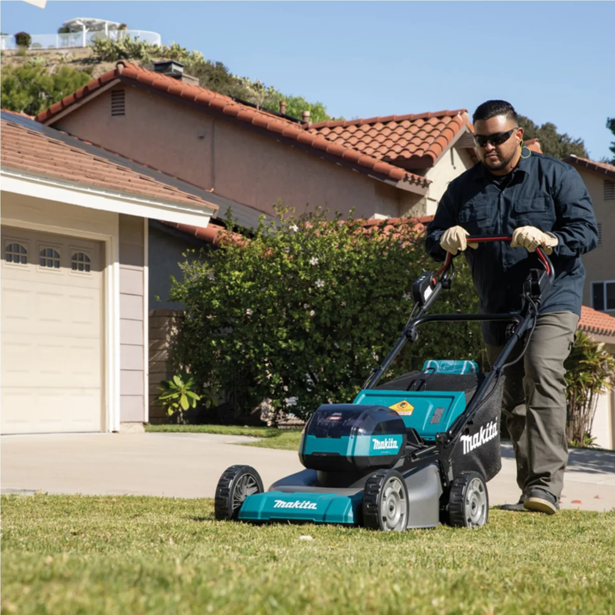 Cortador de Grama a Bateria Makita LM001GZ - Excelente Desempenho em Aplicações Pesadas LM001GZ - Imagem 3