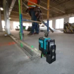 Nível a Laser a bateria 12V CXT Makita SK106GDZ - Imagem 2