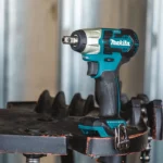 Chave de Impacto a bateria 12V CXT Makita TW161DZ - Imagem 2