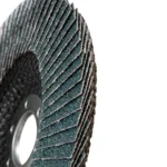 Disco flap de alta eficiência e durabilidade 125 x 22.23mm Grão Z60 Makita B-53936 - Imagem 3